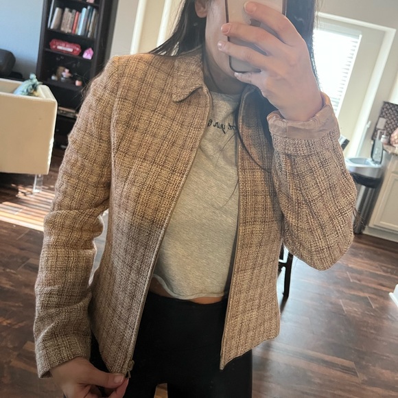 Ann Taylor  CHANEL vibes  vintage wool/silk blend blazer - Picture 2 of 11